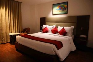 Hotels near Noida Golf Course